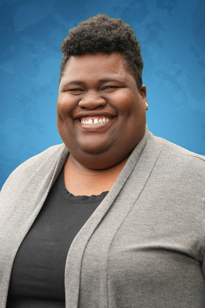 Kristen Barnes 400x600 Kristen Barnes